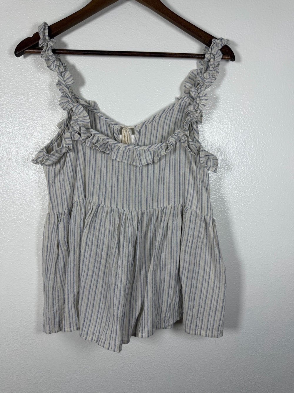 Striped Ruffle Strap Tank Top - Picture 7 of 7